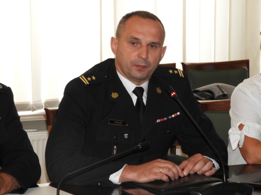 Krotoszyn: Apel komendanta straży pożarnej, riposta radnego Kosiarskiego