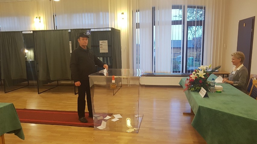Hel, wybory samorządowe 2018: Trwa walka o fotel burmistrza. Klemens Adam Kohne i Mirosław Wądołowski są na ostatniej prostej | ZDJĘCIA