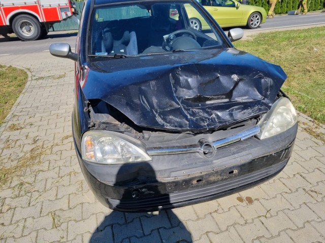 W Łęgu Tarnowskim na DW 973 zderzyły się trzy samochody