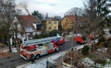 Groźnie wyglądający pożar domu na Zalesiu we Wrocławiu (FOTO)
