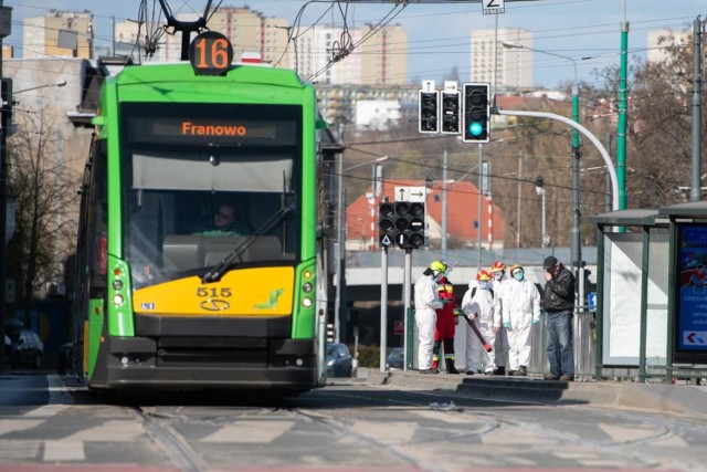 MPK Poznań: Od poniedziałku więcej osób wejdzie do autobusu i tramwaju