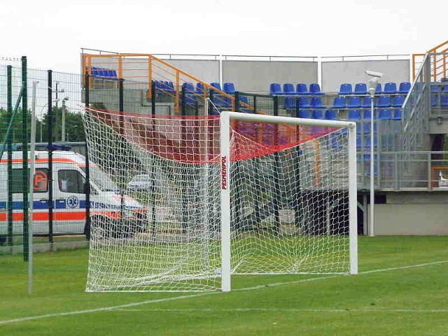Źródło: http://commons.wikimedia.org/wiki/File:Siedlce-stadion_na_B%C5%82oniach-bramka.jpg