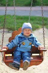 2-letni Alan czeka na drogą operację. KS Leszczyny gra dla chłopczyka! ZDJĘCIA
