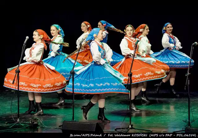 Wyjątkowy wiosenny koncert ZPiT "Powiśle" w kwidzyńskim teatrze.