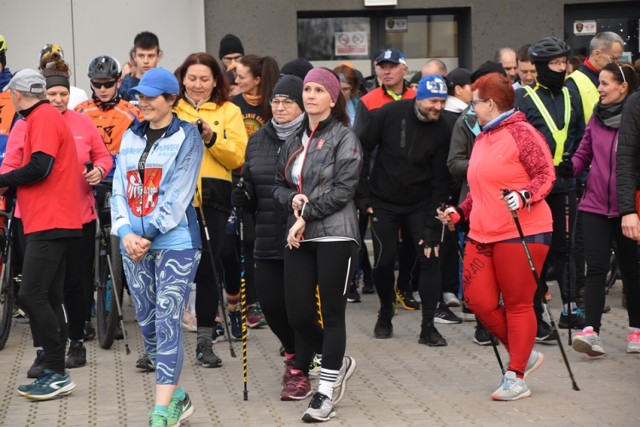 Nowy Rok w Śremie. Biegacze, kijkarze i kolarze spotkali się na śremskim noworocznym treningu