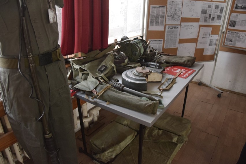 Miny, granaty i mundury. Wystawa o misjach pokojowych w klubie garnizonowym
