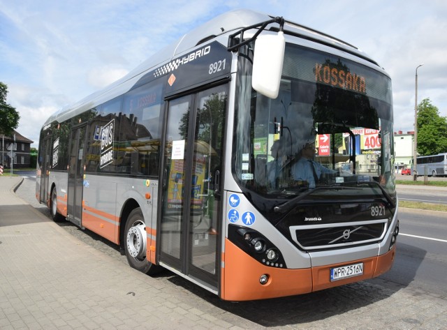Hybrydowy autobus miejski Volvo 7900 na testach w Pile
