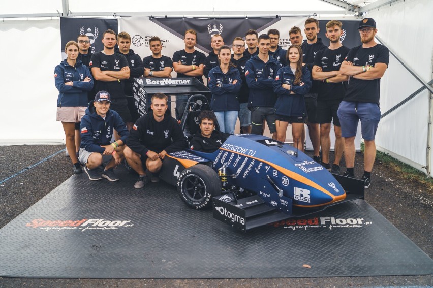 PRz Racing Team na zawodach Formuły Student Czech Republic