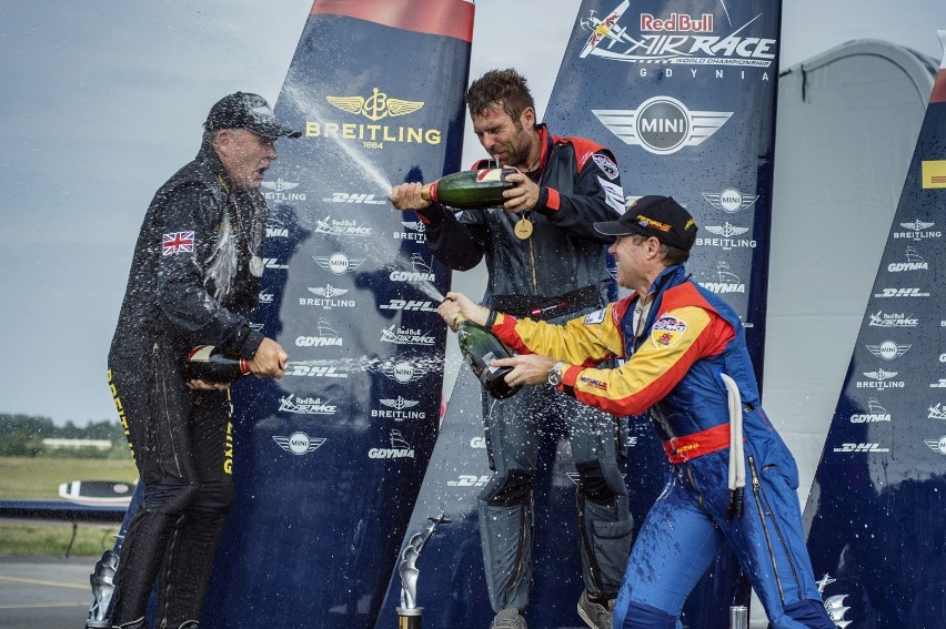 Red Bull Air Race: Hannes Arch zwycięzcą przystanku Mistrzostw Świata w Gdyni!