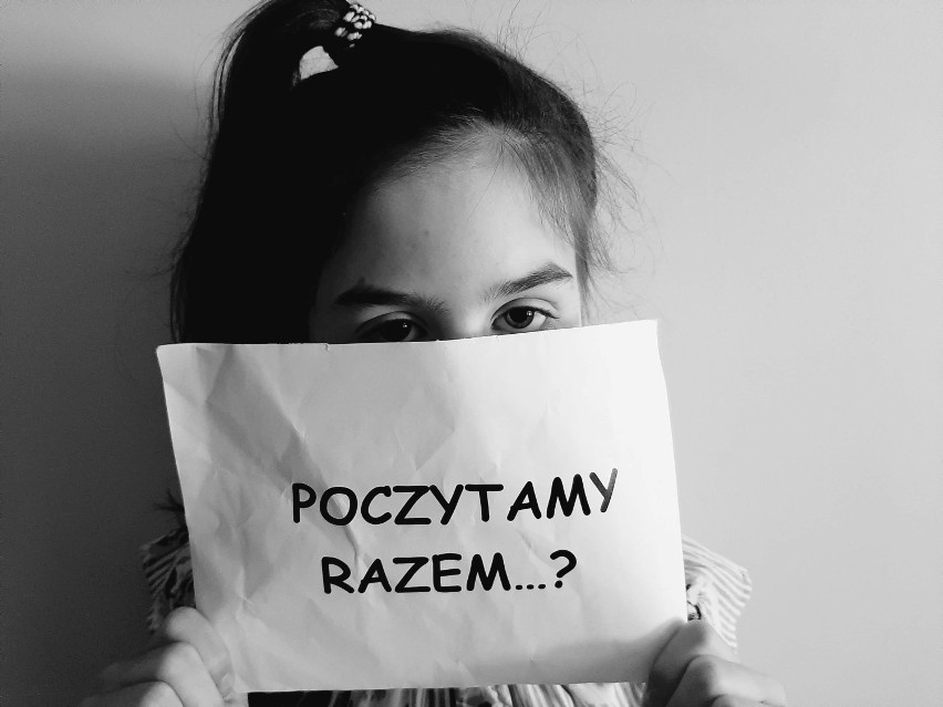 W Tarnowie brakuje rodzin zastępczych. MOPS w Tarnowie na plakacie umieszcza zdjęcia dzieci oraz ich ukryte marzenia i pragnienia