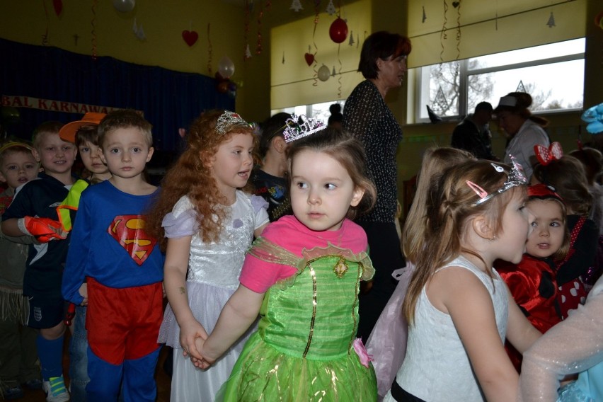 Bal przebierańców w przedszkolu Jacka i Agatki, Człuchów,...