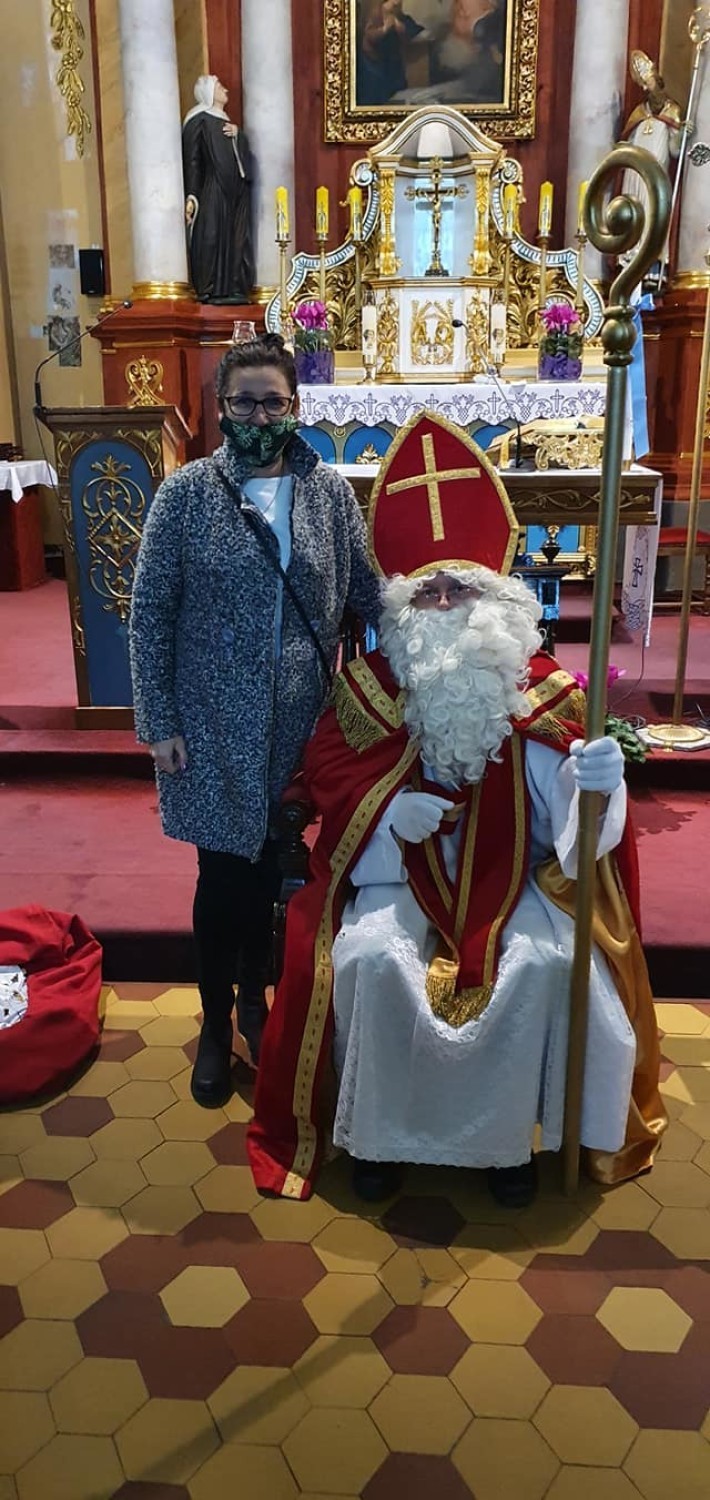 Św. Mikołaj odwiedził Sanktuarium Matki Bożej Pocieszenia w Lutogniewie [ZDJĘCIA]                 