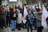 Biała Droga Krzyżowa w Żarach. Wierni przeszli ulicami miasta pamiętając o św. Janie Pawle II