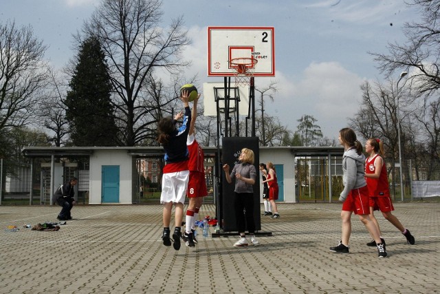 OSiR Legnica: Trio Basket Show