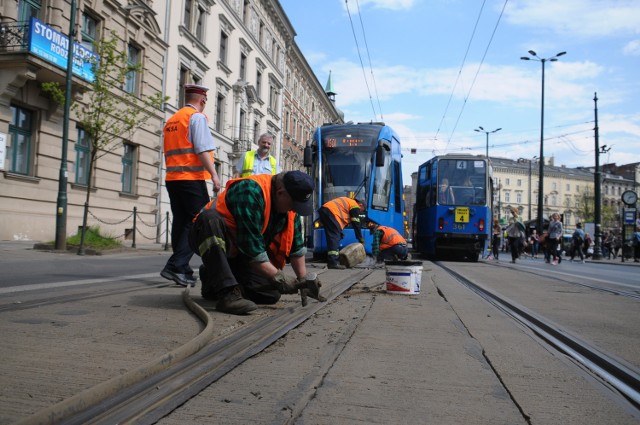 W piątek szyny wybrzuszyły się m.in. na ul. Basztowej