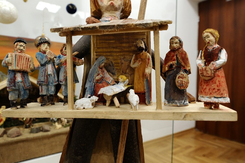 Wystawa szopek bożonarodzeniowych w Muzeum Regionalnym w...