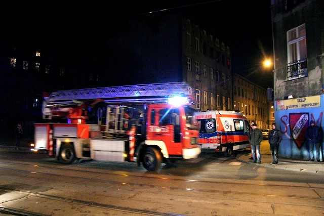 W pożarze mieszkania na Wojska Polskiego 19 w Łodzi zginęło 3 mężczyzn