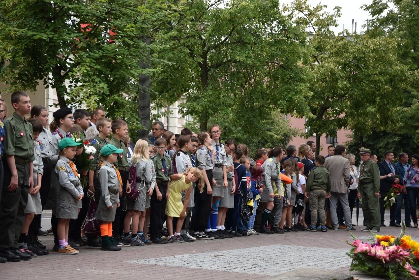 Kwidzyńskie obchody 75. rocznicy wybuchu Powstania Warszawskiego. W godzinę "W" upamiętnili powstańców [ZDJĘCIA]