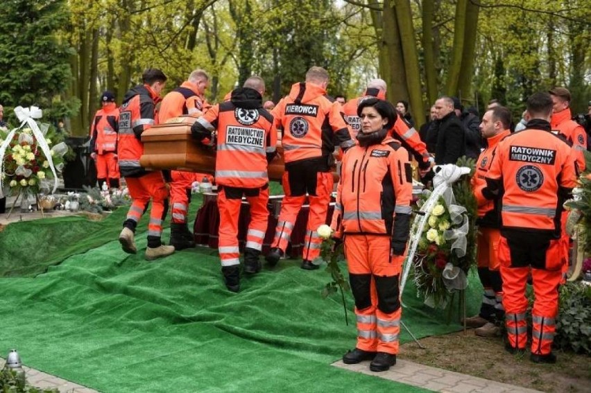 Pogrzeb lekarza, który zginął na przejeździe w Puszczykowie [FOTO]