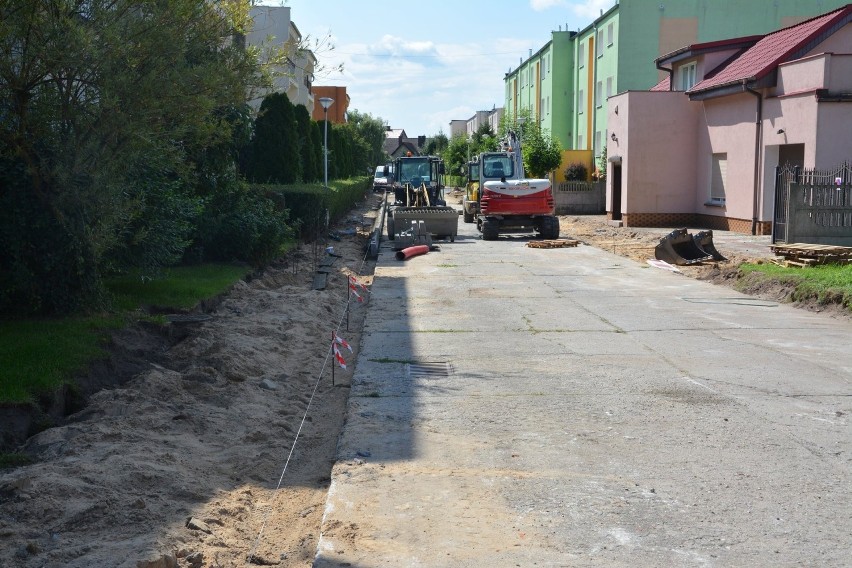 Urząd gminy sukcesywnie remontuje drogi w Sulechowie