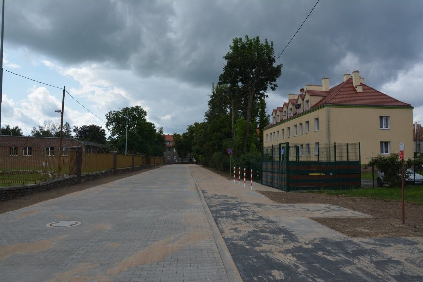 Urząd gminy sukcesywnie remontuje drogi w Sulechowie