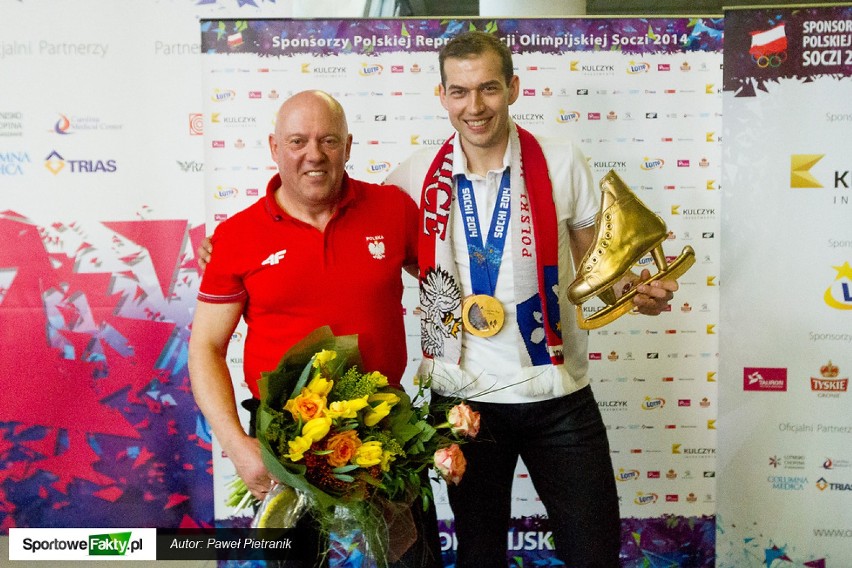 Trener Wiesław Kmiecik z mistrzem olimpijskim z Soczi na...