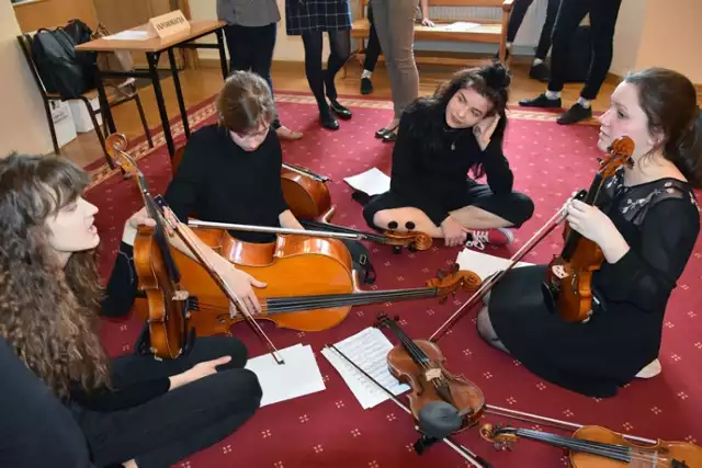 Zespół Szkół Muzycznych otworzył swoje drzwi w Legnicy.