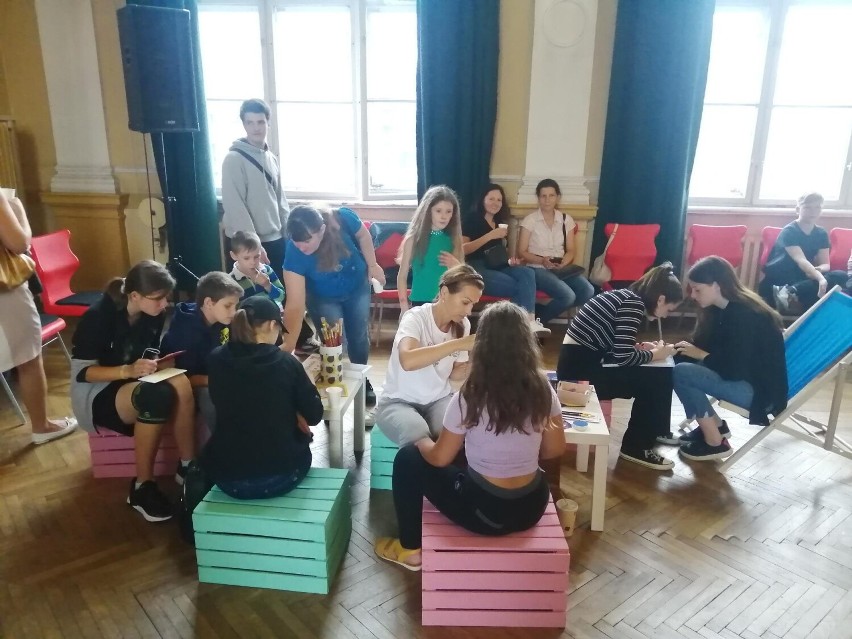 Piknik integracyjny w CKZiU. Uchodźcy z Ukrainy mogli zapoznać się z ofertą szkoły ZDJĘCIA