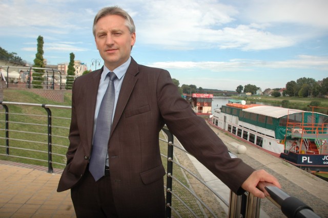 Krzysztof Świtalski, dyrektor naczelny filharmonii. 1 września na tym stanowisku zastąpił Krzysztofa Nowaka i odziedziczył po nim budżet ze sporym deficytem