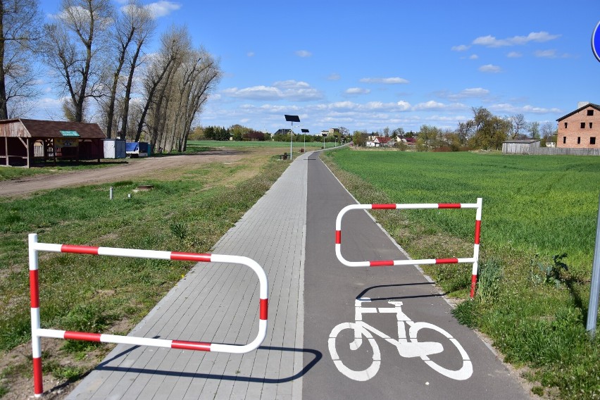 Tak wyglądają ścieżki rowerowe w Rogowie oraz teren nad...