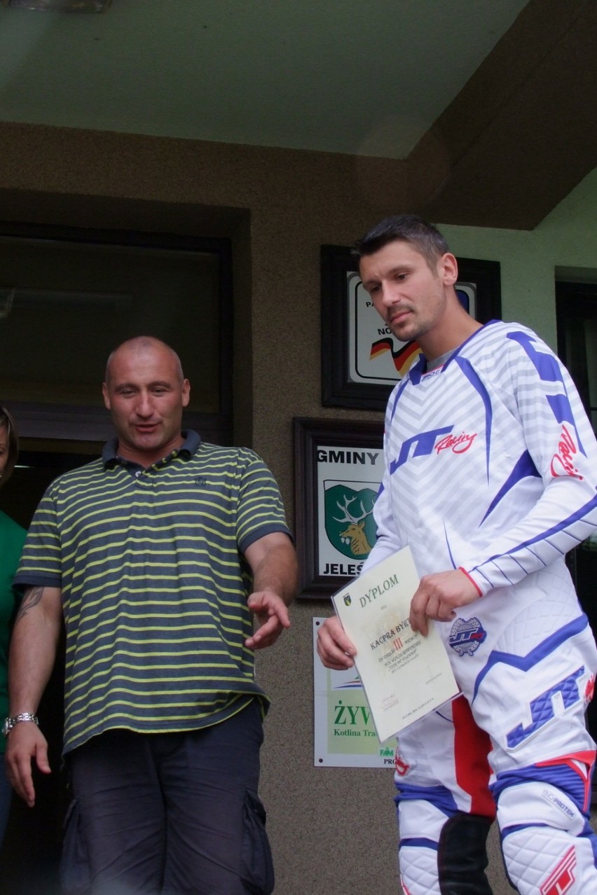 Sportowa Sobota w Jeleśni: Bieg Uliczny i Tour de Jeleśnia [ZDJĘCIA, WYNIKI]