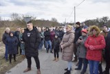 Protest przeciwko budowie gorzelni, spalarni i punktu produkcji substratu w Wielopolu. Mieszkańcy jednoczą siły, by zablokować inwestycje