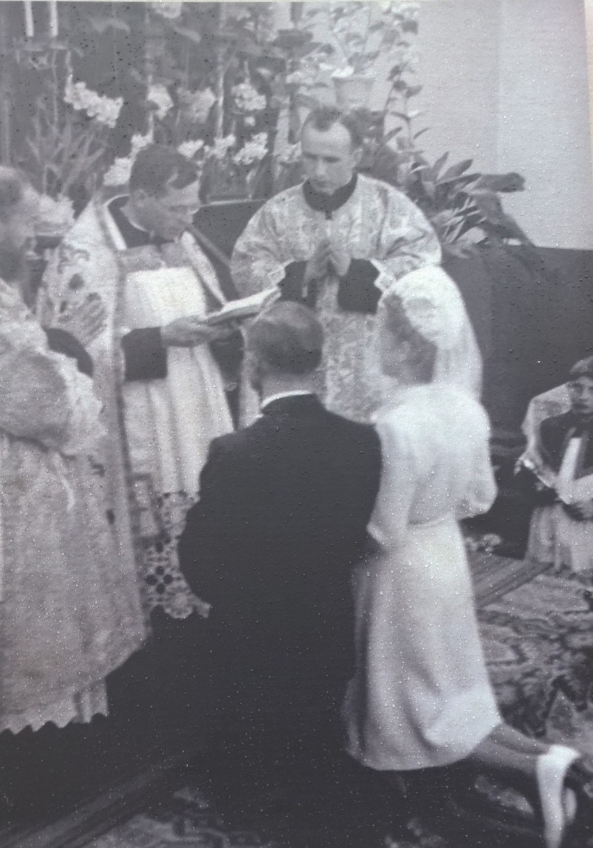 1939 , Listopad 1939. Ślub w kościele W Rozwadowie