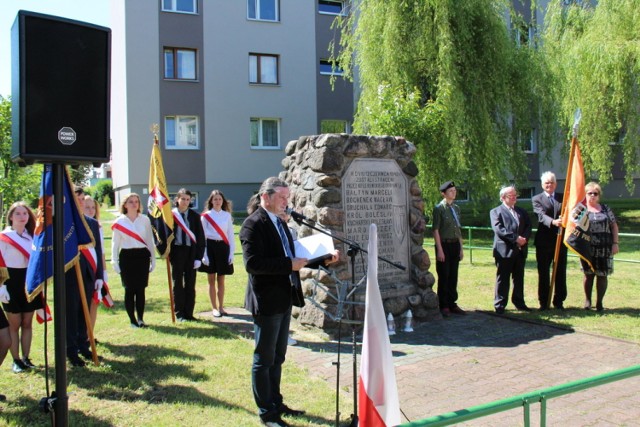 TPDG: uroczystości pod pomnikiem 10 powieszonych