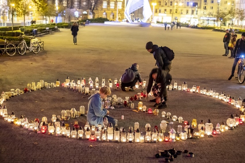 Liczba 415 symbolizuje rekordowy poziom dwutlenku węgla w...