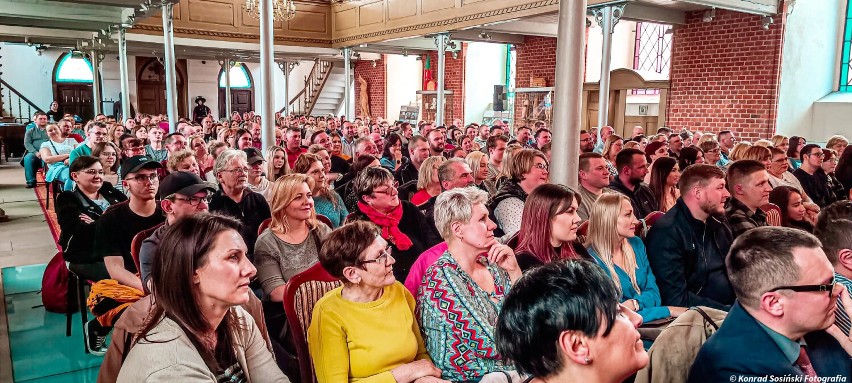 Nowy Staw. Znani kabareciarze zaprezentowali swój stand-up w Galerii Żuławskiej 