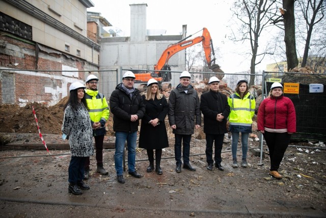 Wizyta robocza na placu budowy szpitala rehabilitacyjnego w Krzeszowicach
