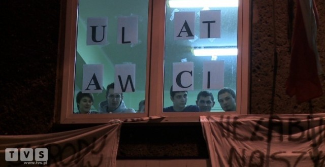 Uczniowie elektronika w Bytomiu rozpoczęli strajk okupacyjny. W ...