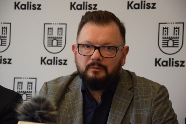 Miejska Biblioteka Publiczna im. Adama Asnyka w Kaliszu ma nowego dyrektora. Został nim Robert Kuciński