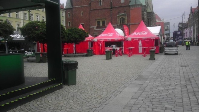 Wrocław: Poniedziałek w strefie kibica (ZDJĘCIA)