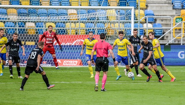 ŁKS Łódź strzelił dwa gole w Gdyni, ale przegrał mecz 2:3