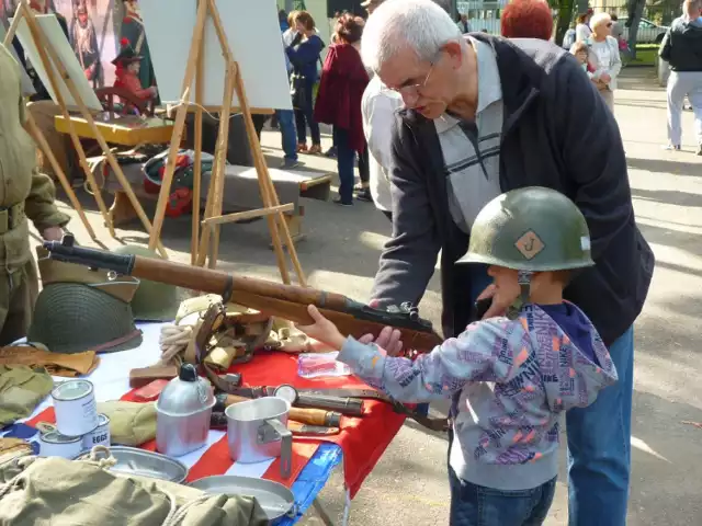 W Święto Wojska Polskiego na terenie 8. Koszalińskiego Pułku Przeciwlotniczego został zorganizowany kolejny Piknik w mundurze. Podobnie jak w poprzednich latach, impreza cieszyła się ogromną popularnością mieszkańców miasta. 

