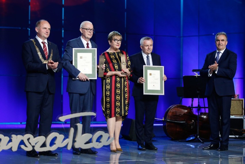 Nagrody i wyróżnienia marszałka dla instytucji i osób z powiatu inowrocławskiego [zdjęcia]