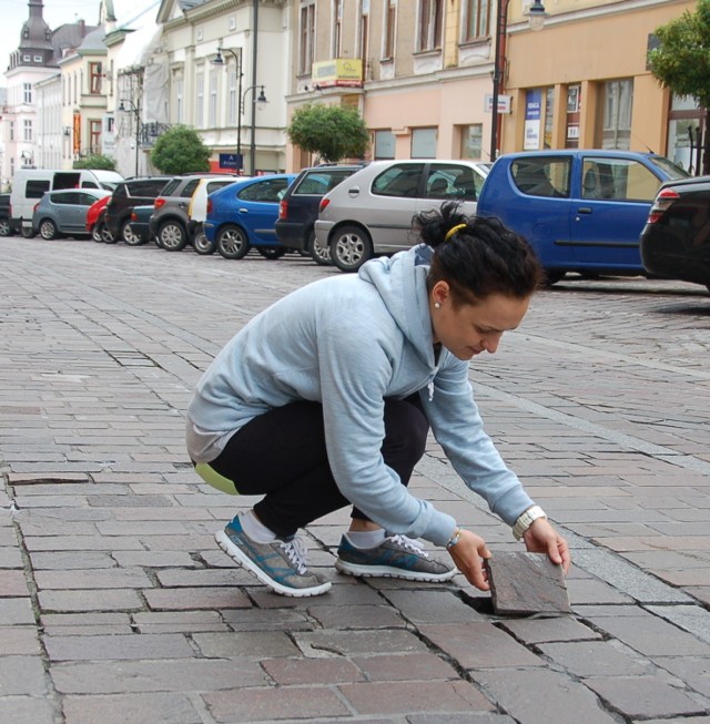 Część kostek można wyjąć, ponieważ spoina nie trzyma