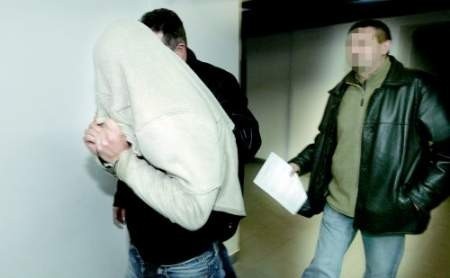Dla dwójki aresztowanych w maju wrocławskich funkcjonariuszy, którzy zarabiali na handlu kobietami, nie ma miejsca w policji. Fot. Paweł Relikowski