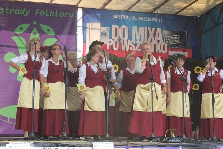 Kuklinów - Estrada folkloru. Wystąpiły zespoły z całej Wielkopolski. ZDJĘCIA