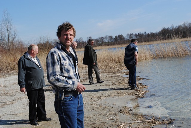 Jeziora gminy Wilczyn wysychają. Inwestycja zablokowana przez glony