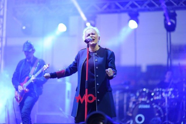 Małgorzata Ostrowska śpiewała z Unią Leszno na stadionowej fecie