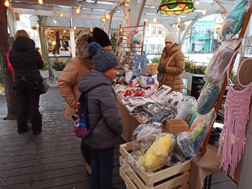 Jarmark Świętego Mikołaja na rynku w Lesznie