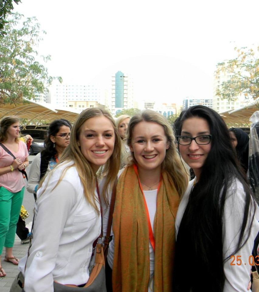 KPSW. Studentki na konferencji Insight Dubai 2014